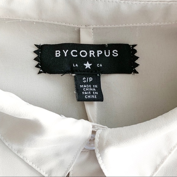 URBAN OUTFITTERS Button Up Shirt - Picture 8 of 8